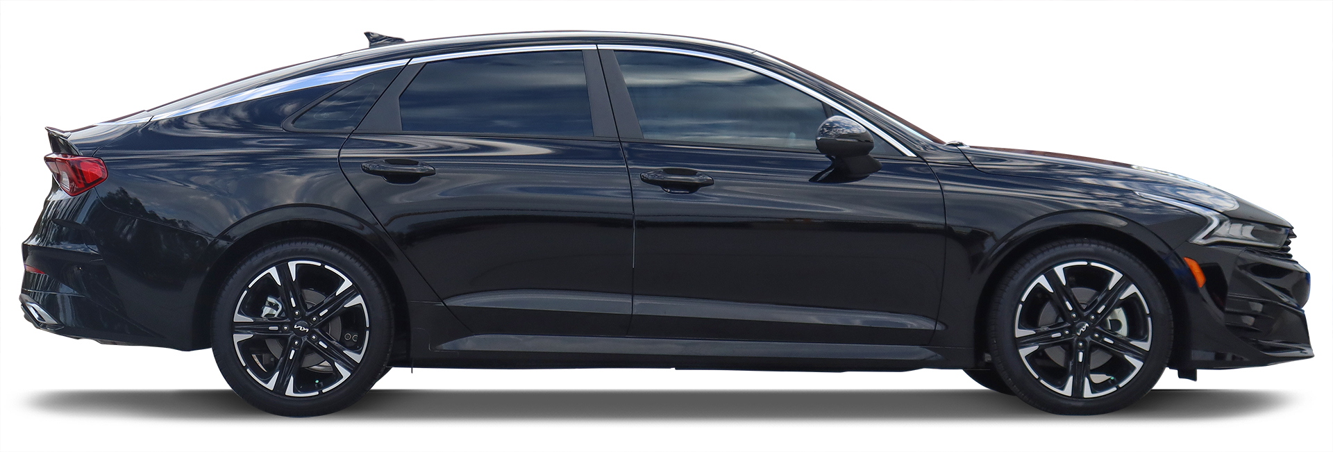 2021-2023 KIA K5 1.6L (FWD) sideview stock